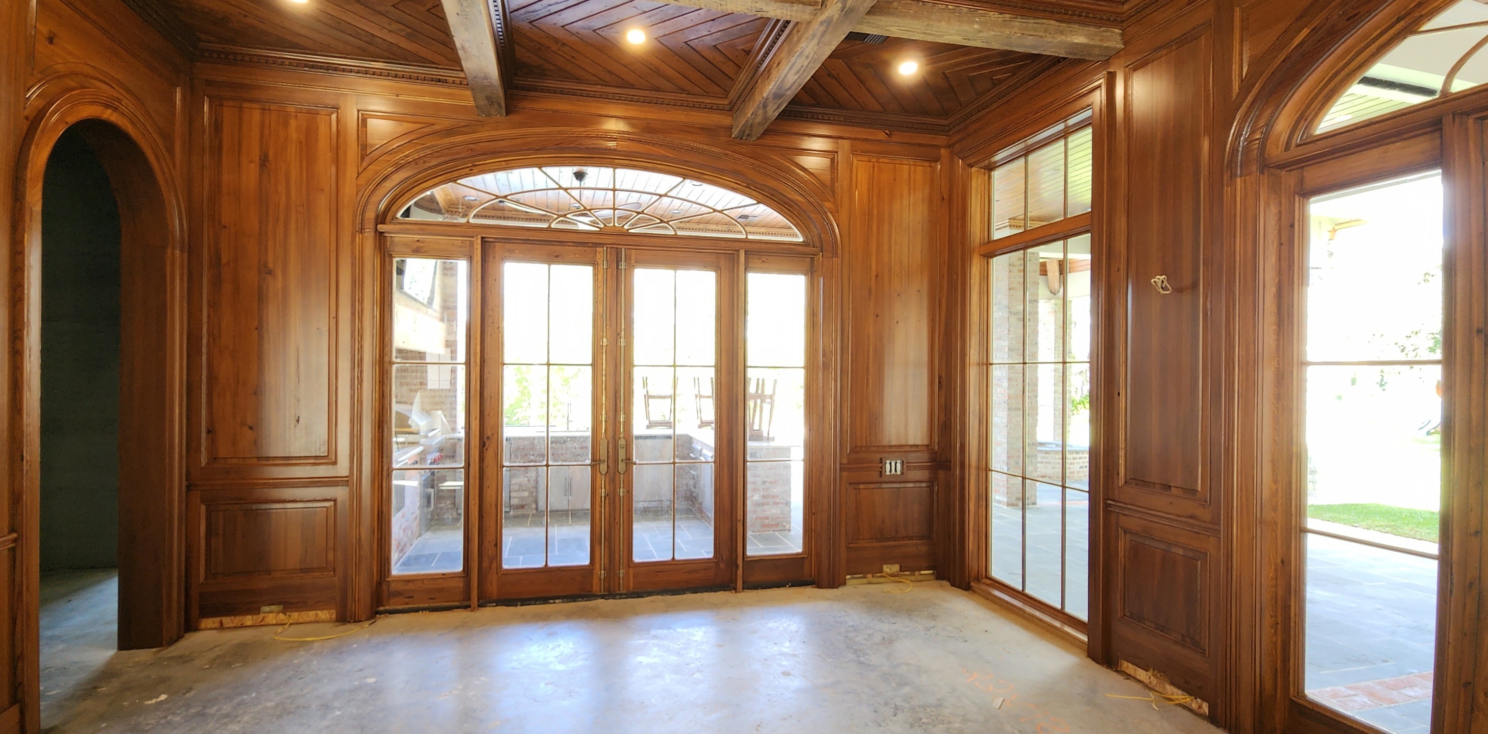 Our interior painting service refreshes your home with clean lines, smooth finishes, and lasting color. We prep carefully, protect furnishings, and deliver beautiful results with minimal disruption.
